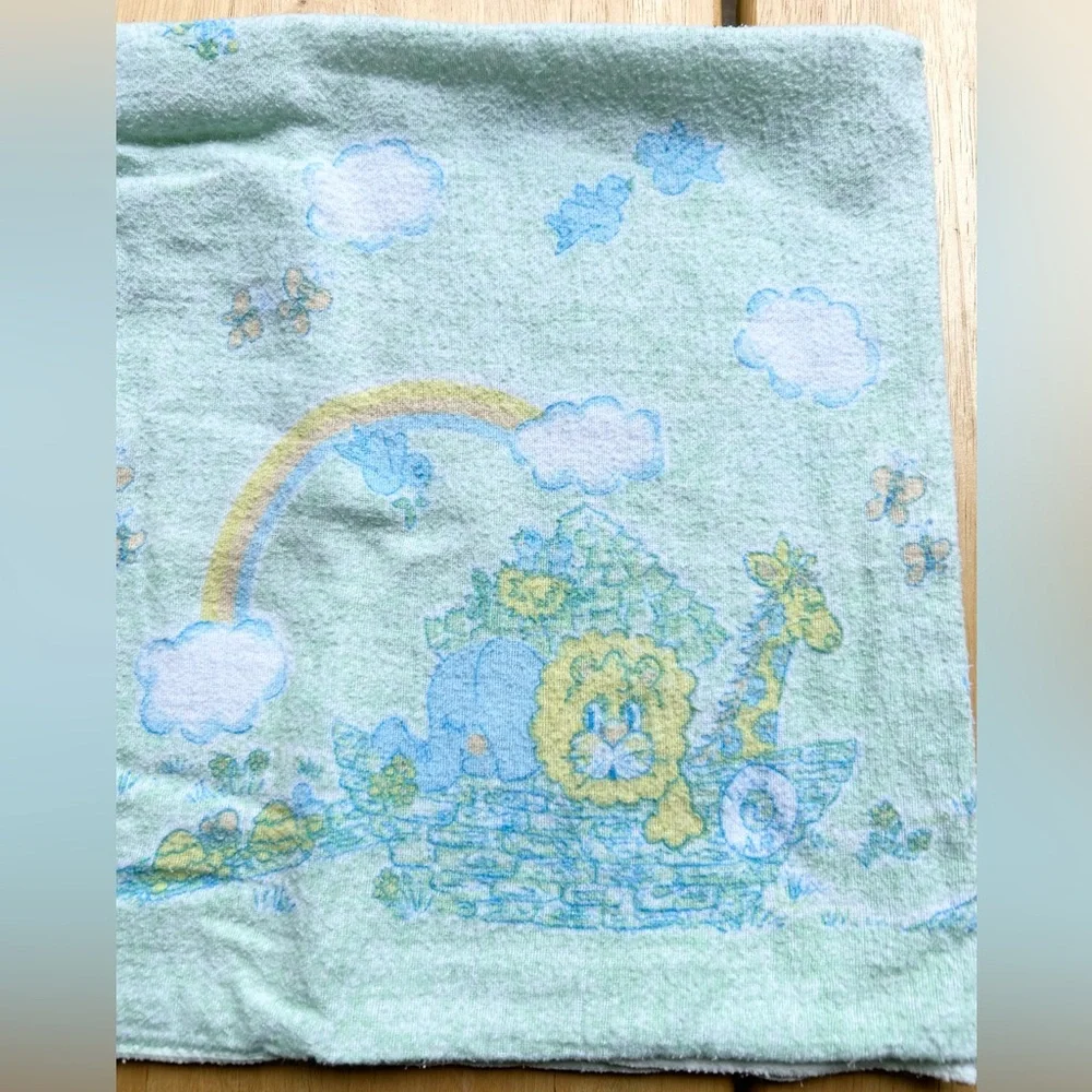 Vintage Noah’s Ark Baby Receiving Nursery Blanket‎